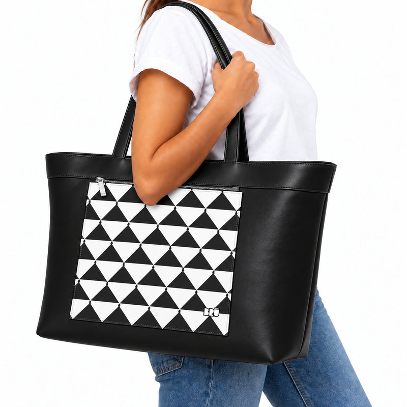 Borsa Biggy | Black – Apulia Edition Black – indossata