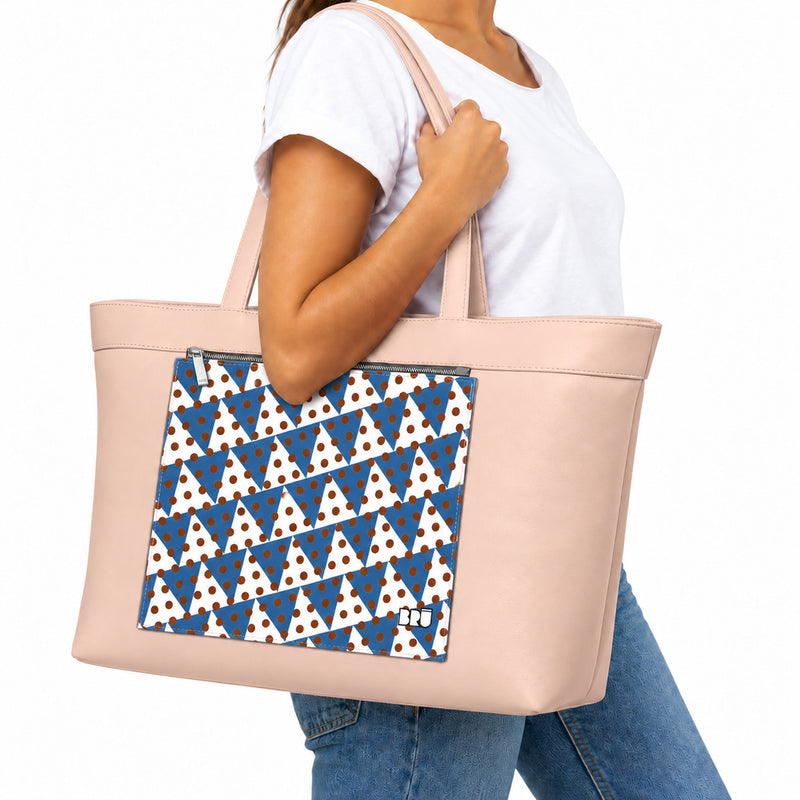 Borsa Biggy | Pink – Naples Edition Blue – indossata