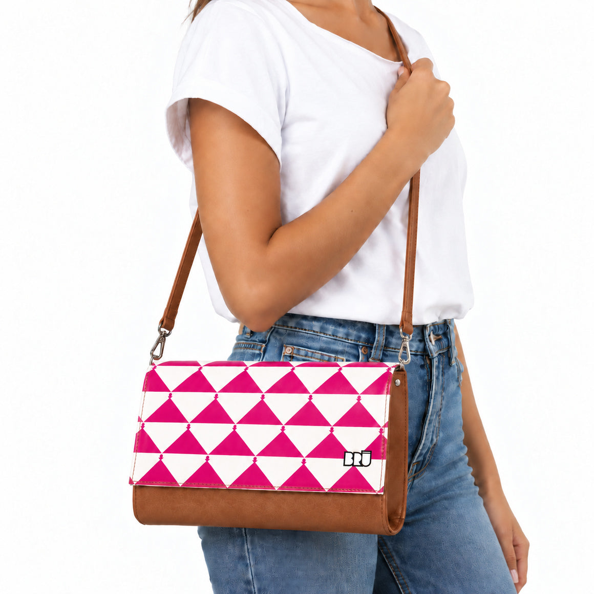 Borsa Muà | Brown – Apulia Edition Fuchsia – indossata
