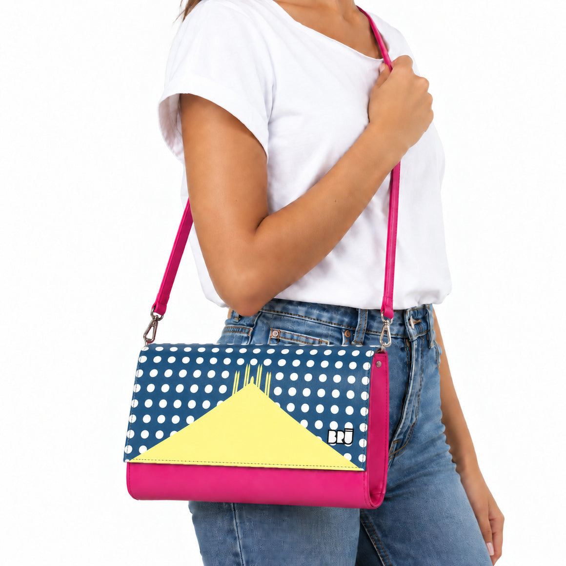 Borsa Muà | Fuchsia – Milan Edition Blue – indossata