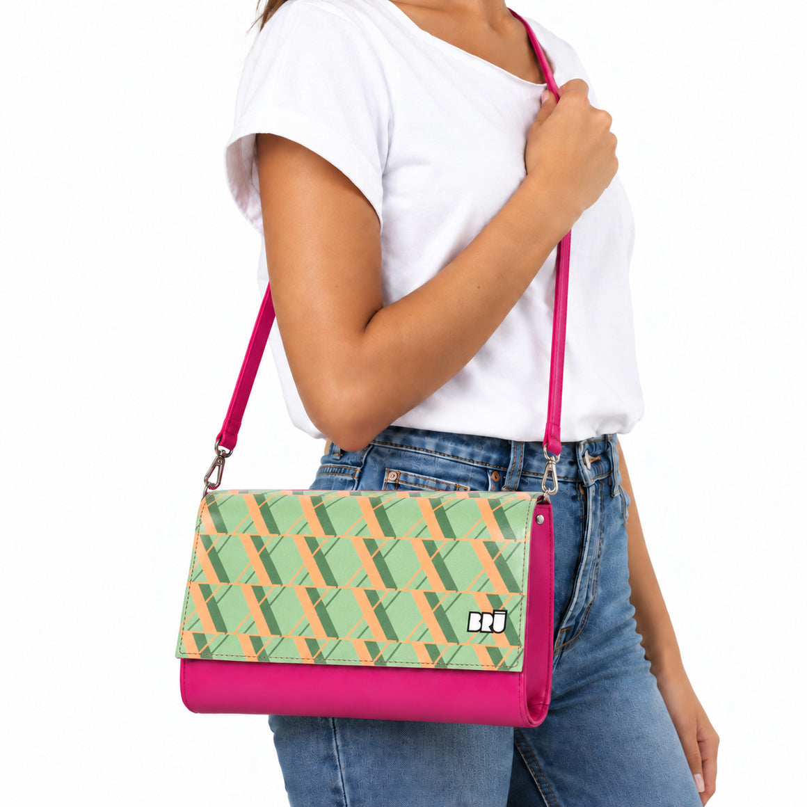 Borsa Muà | Fuchsia – Rome Edition Green – indossata