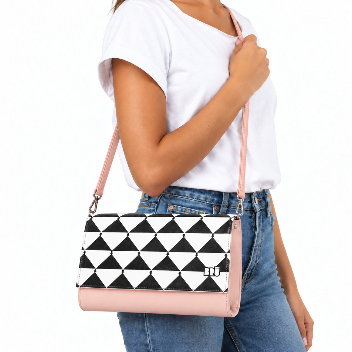 Borsa Muà | Pink – Apulia Edition Black – indossata