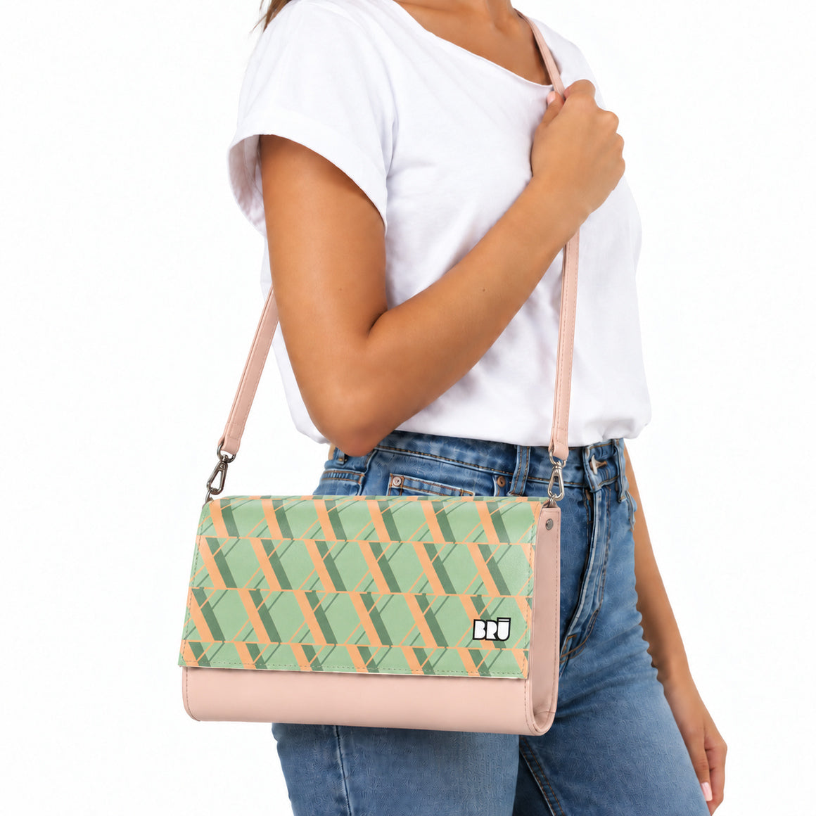Borsa Muà | Pink – Rome Edition Green – indossata