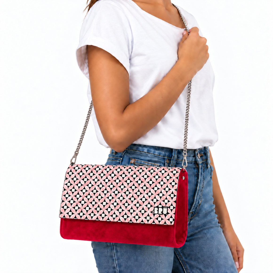 Borsa Muà | Red – Pink Floor – indossata