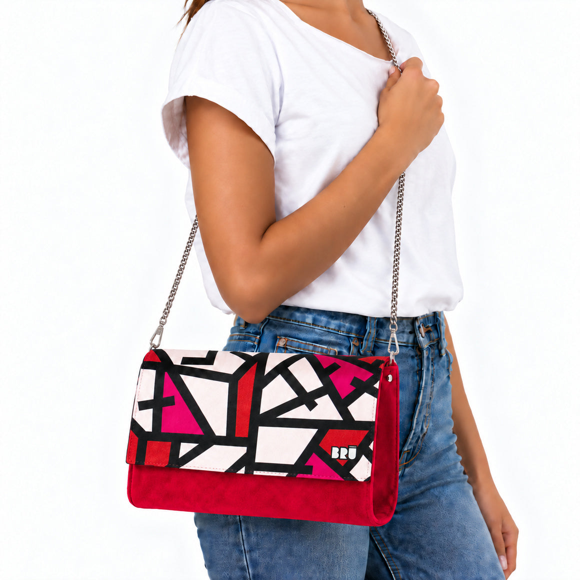 Borsa Muà | Red – Red Lines – indossata