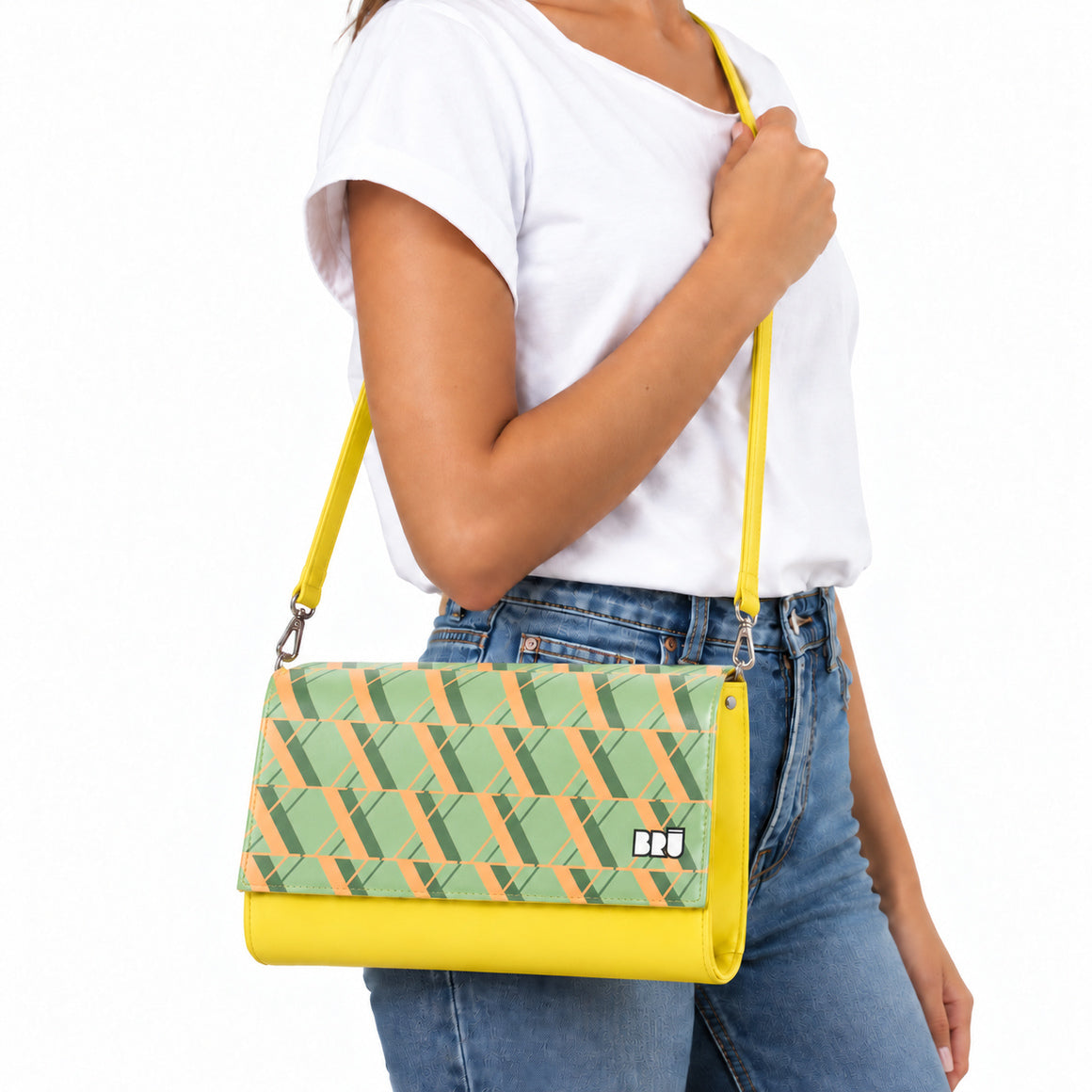 Borsa Muà | Yellow – Rome Edition Green – indossata