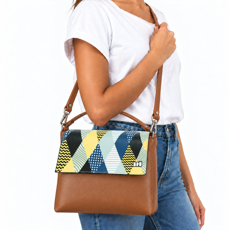 Borsa Zazzy | Brown – Venice Edition Blue – indossata