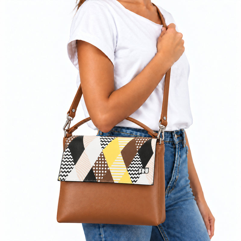 Borsa Zazzy | Brown – Venice Edition Brown – indossata