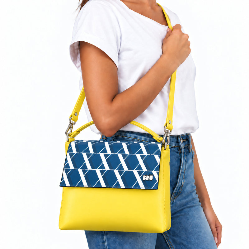 Borsa Zazzy | Yellow – Rome Edition Blue – indossata