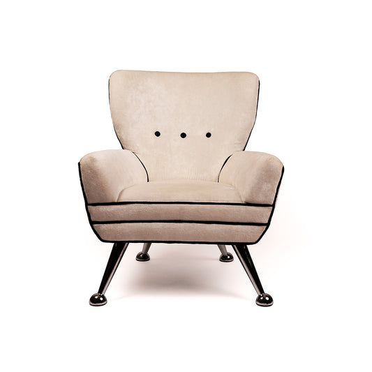 Poltroncina Artigianale | Elegance in Velvet