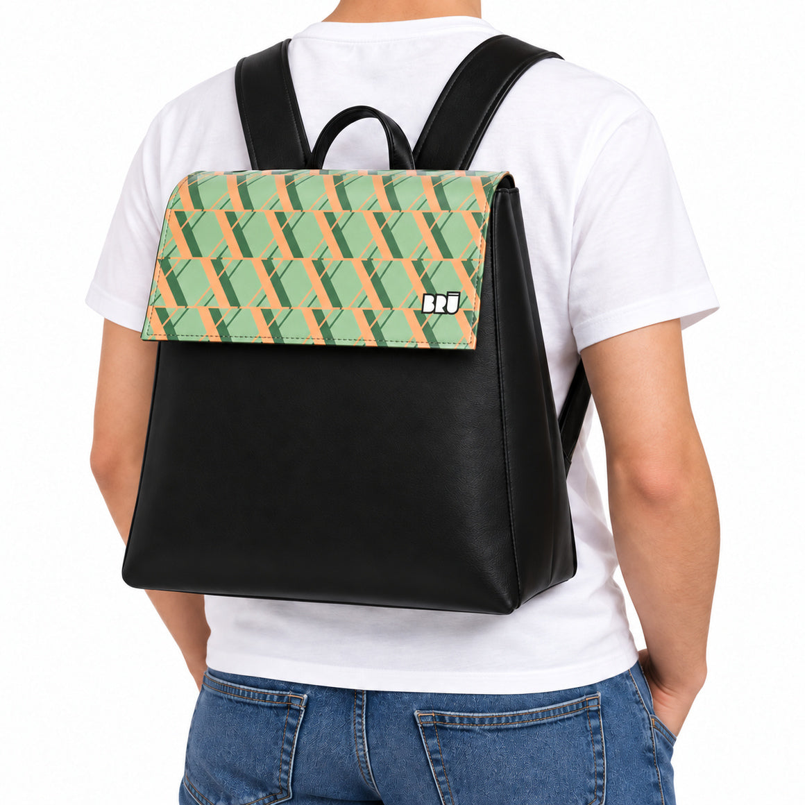 Zaino Mimì | Black – Rome Edition Green – indossata