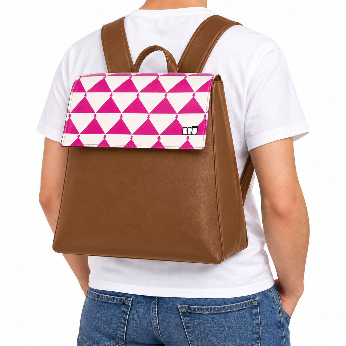 Zaino Mimì | Brown – Apulia Edition Fuchsia – indossata