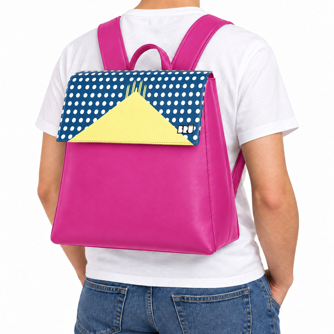 Zaino Mimì | Fuchsia – Milan Edition Blue – indossata