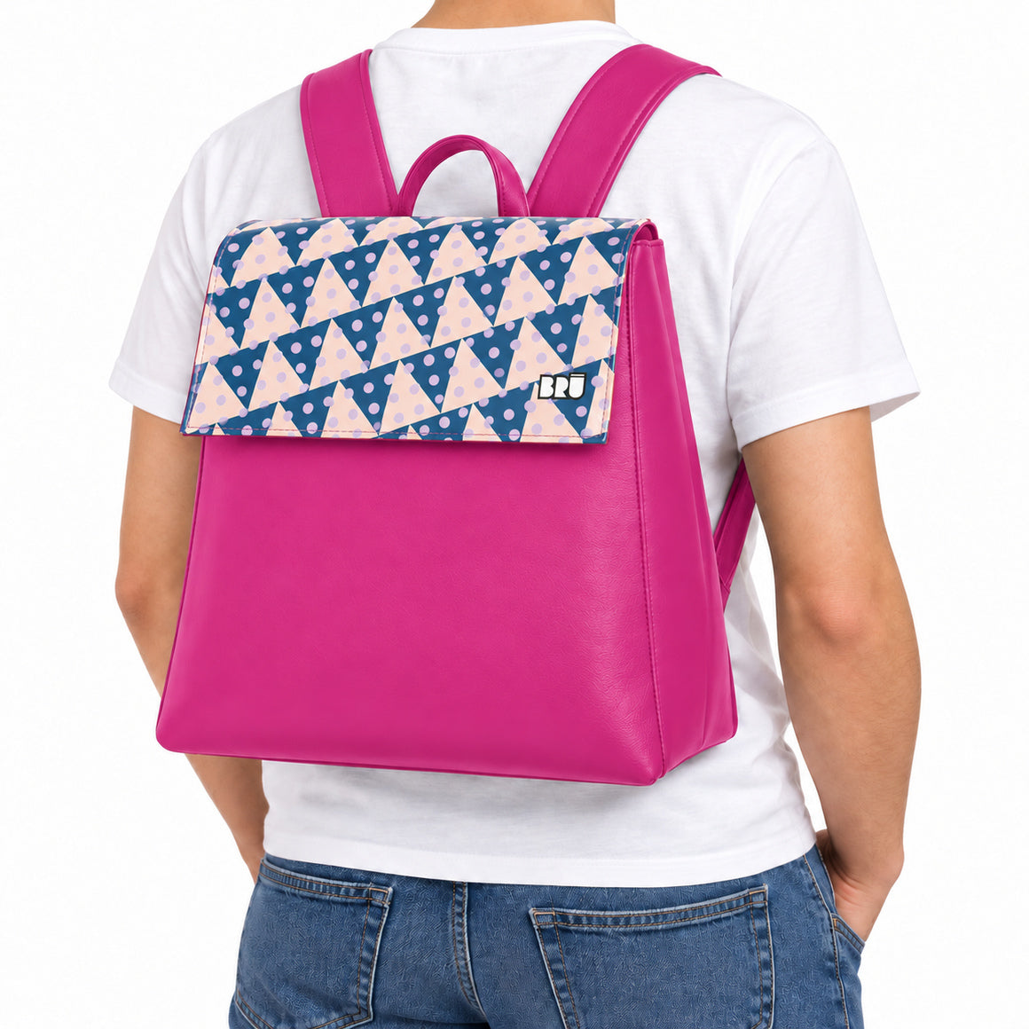 Zaino Mimì | Fuchsia – Naples Edition Pink – indossata