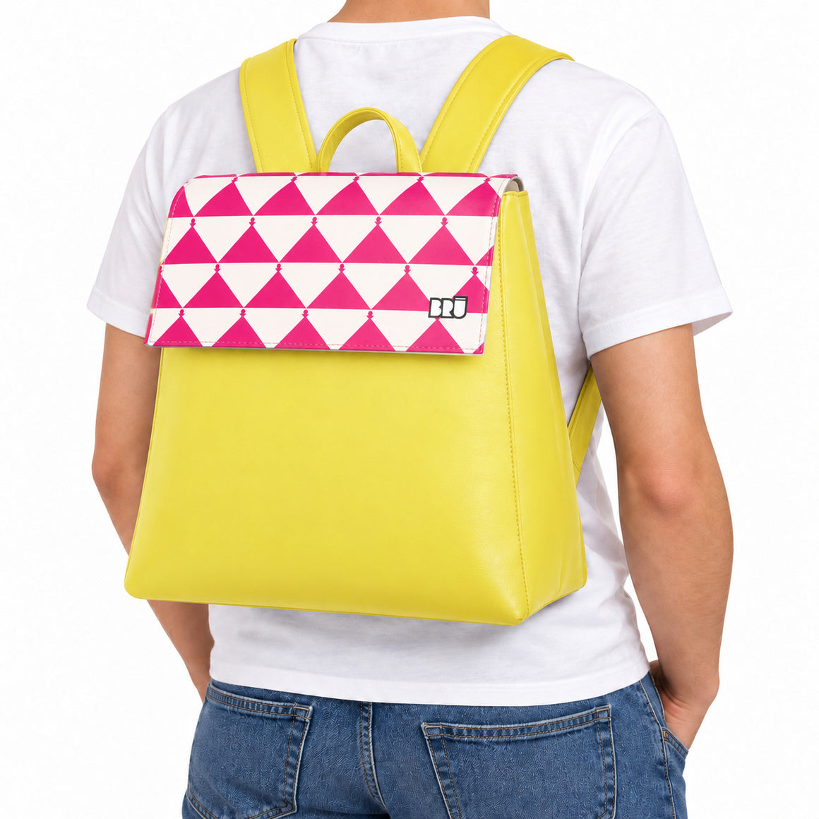 Zaino Mimì | Yellow – Apulia Edition Fuchsia – indossata