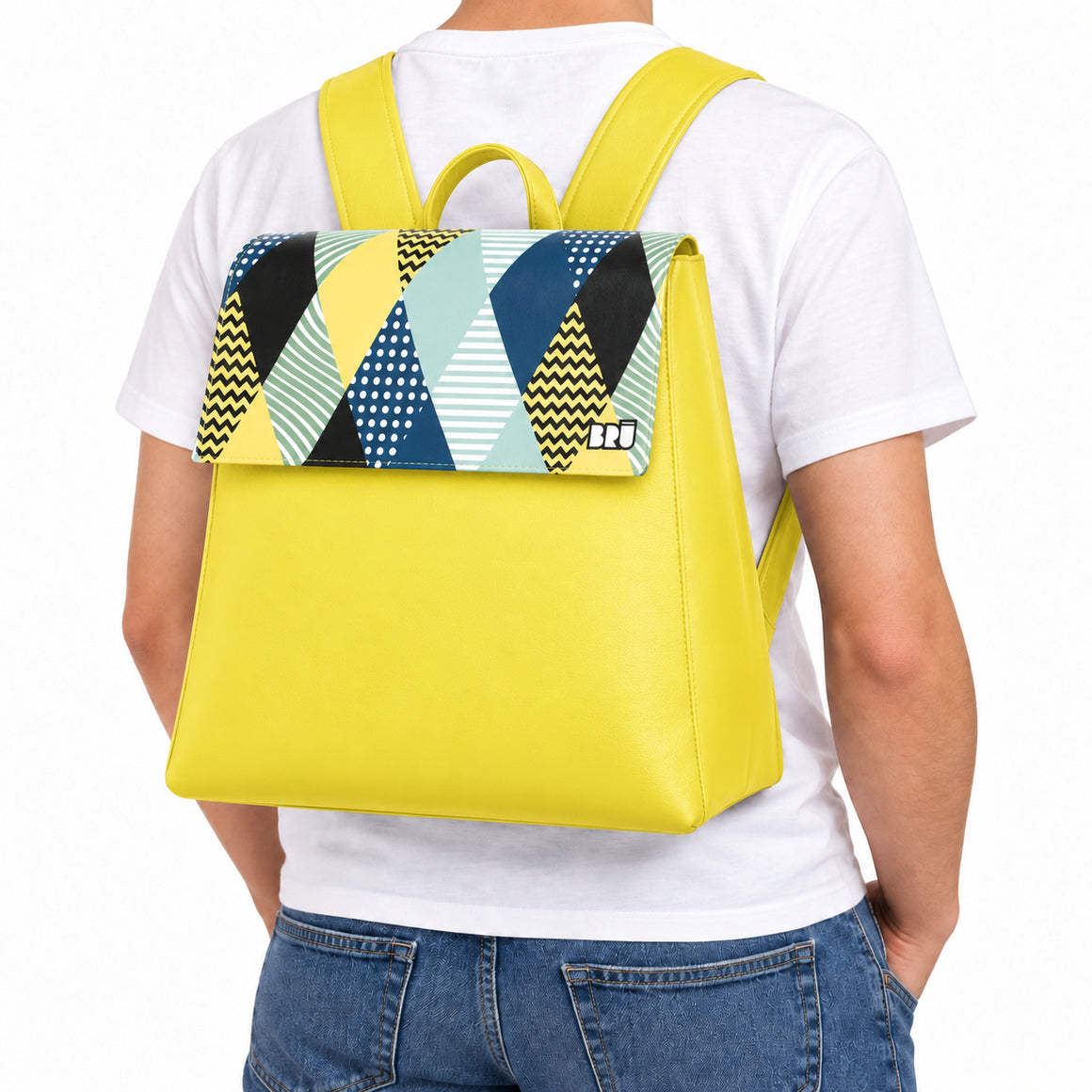 Zaino Mimì | Yellow – Venice Edition Blue – indossata